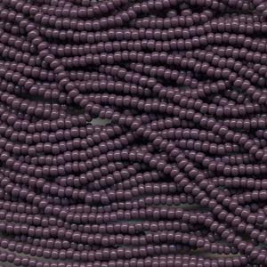 Czech Seed Beads 8/0 Opaque Purple